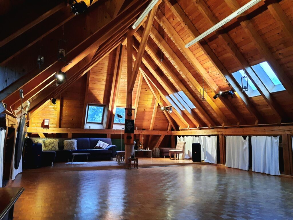 Foto des Raums im Bärwolfhaus in Ins Systemaufstellungen in 3232 Ins